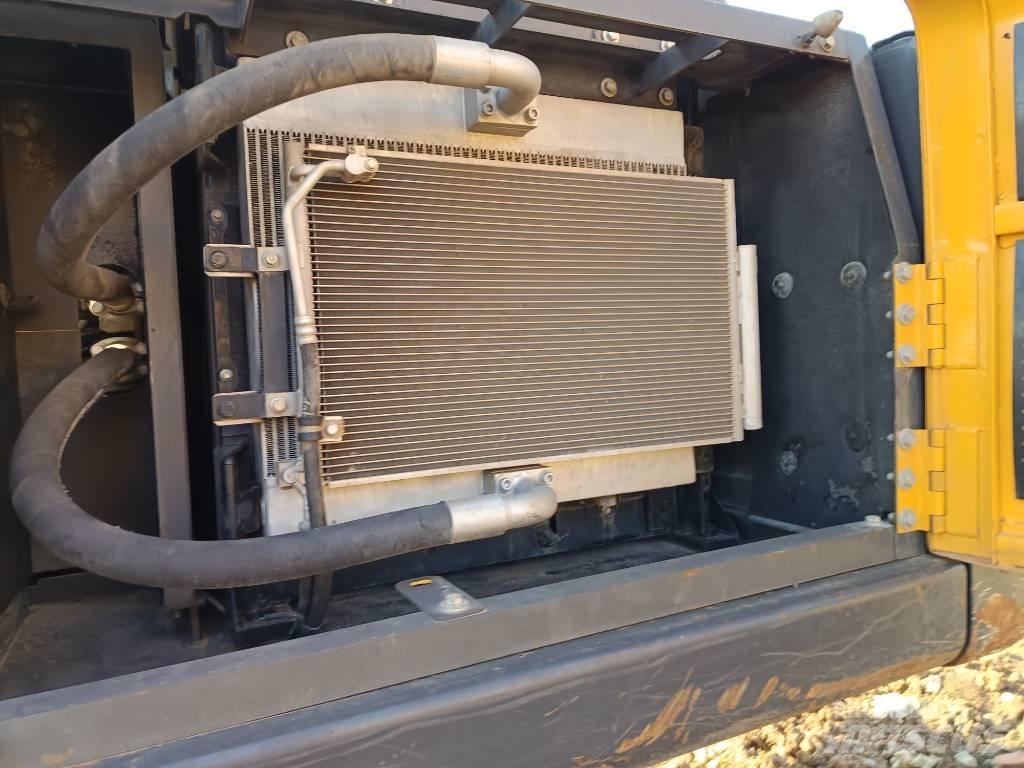 Volvo EC 240 Vikšriniai ekskavatoriai