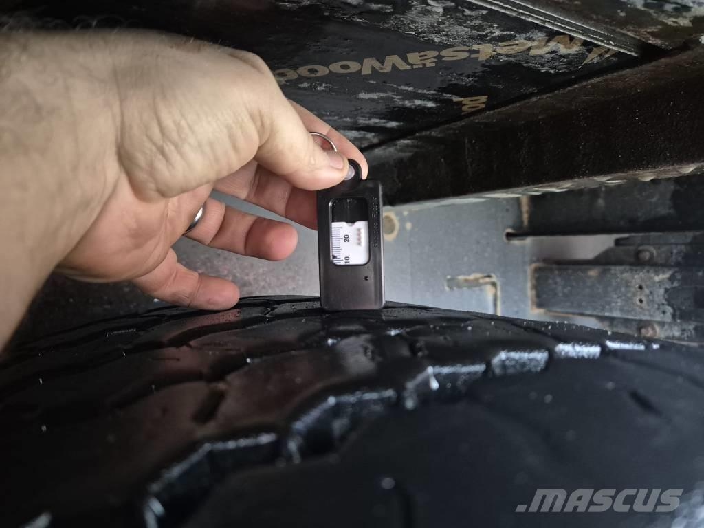  køgel SN24 Tentinės puspriekabės