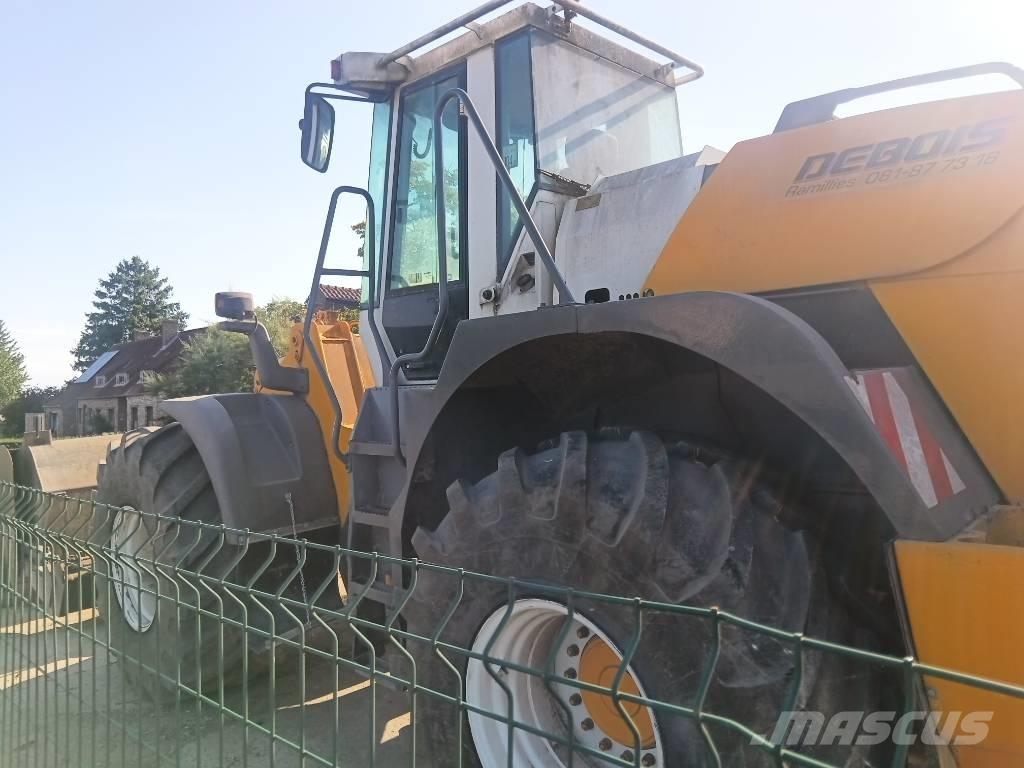 Liebherr L 544 Naudoti ratiniai krautuvai