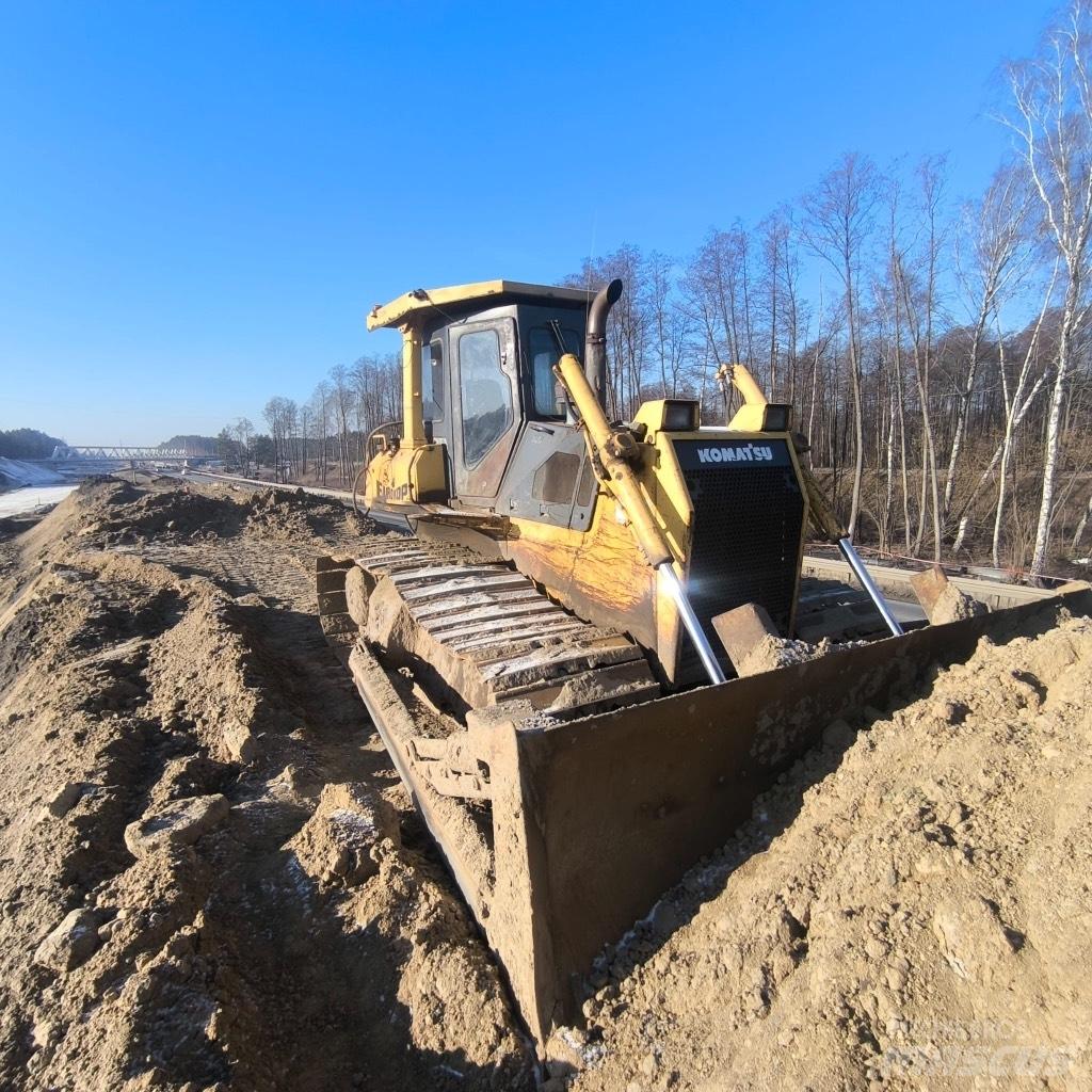 Komatsu D 65 PX-15 Vikšriniai buldozeriai