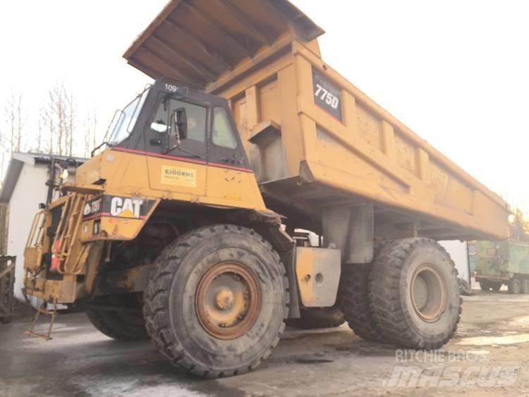 CAT 775 D Atliekų išvežimo technika