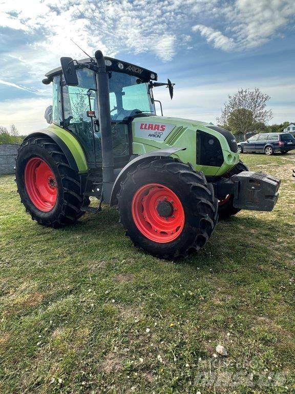 CLAAS Arion 430 Traktoriai