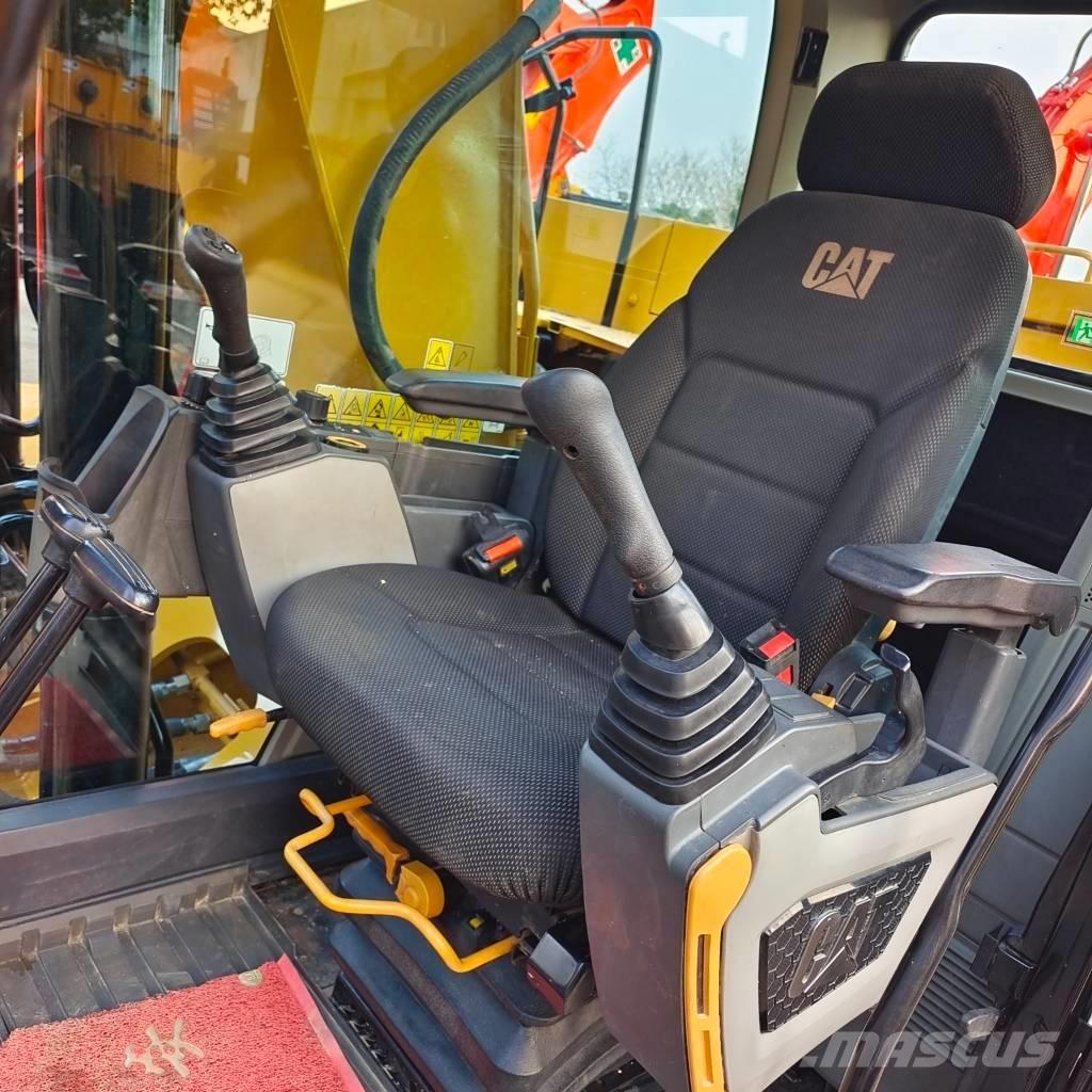 CAT 320GC Vikšriniai ekskavatoriai