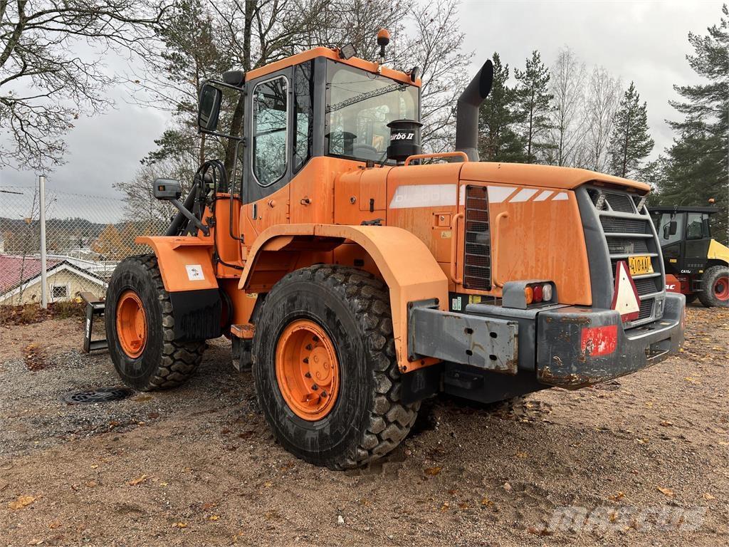 Doosan DL 200 Naudoti ratiniai krautuvai