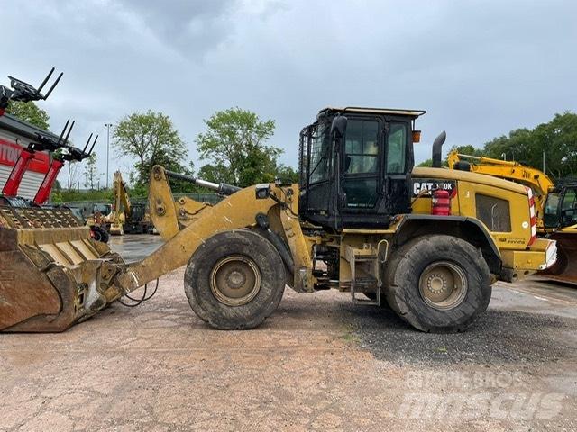 CAT 930 K Naudoti ratiniai krautuvai