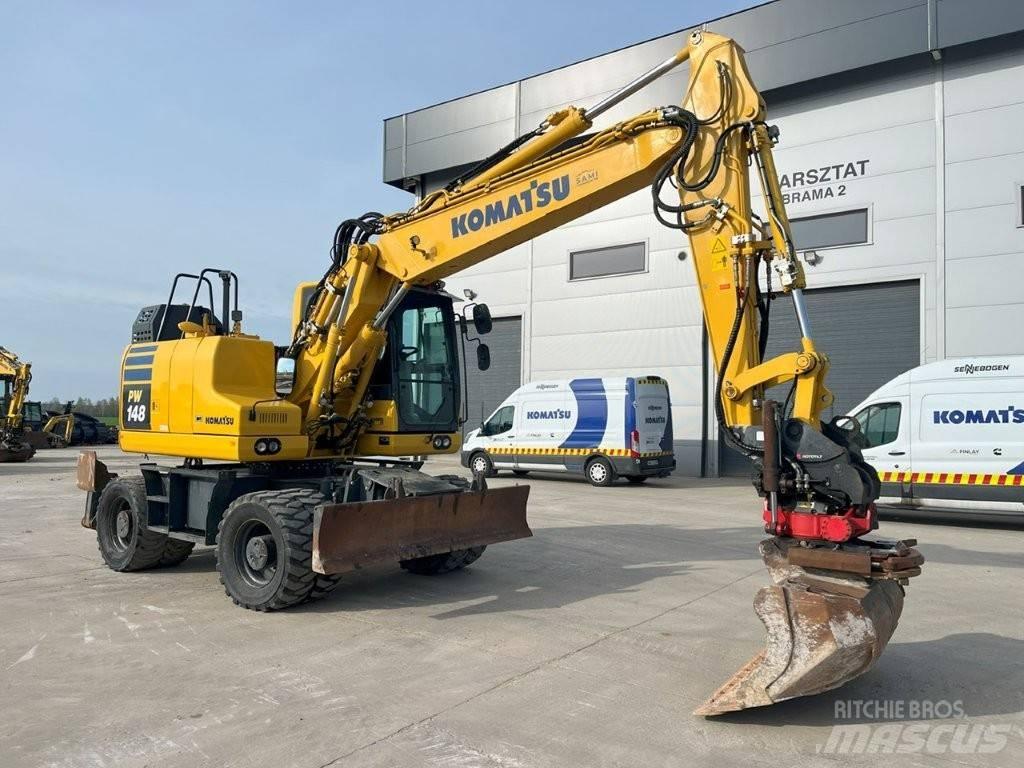 Komatsu PW 148-11 Ratiniai ekskavatoriai