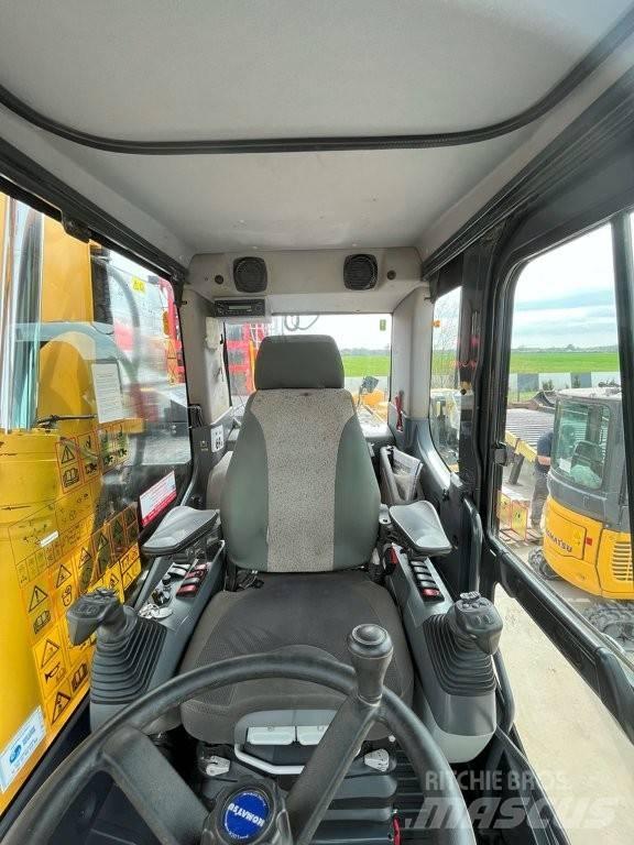 Komatsu PW 148-11 Ratiniai ekskavatoriai
