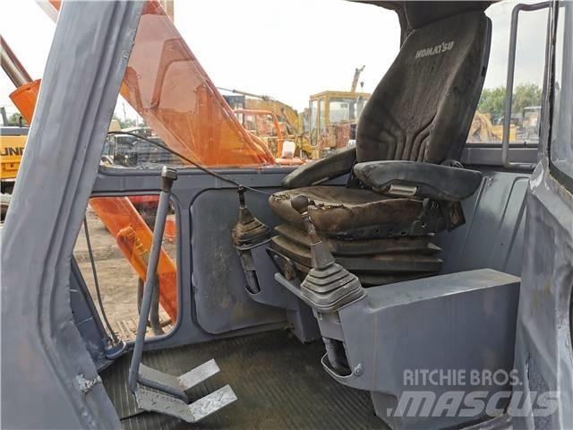 Hitachi EX 60 Vikšriniai ekskavatoriai