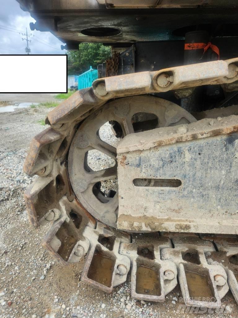 Kobelco BM100HD Vikšriniai kranai
