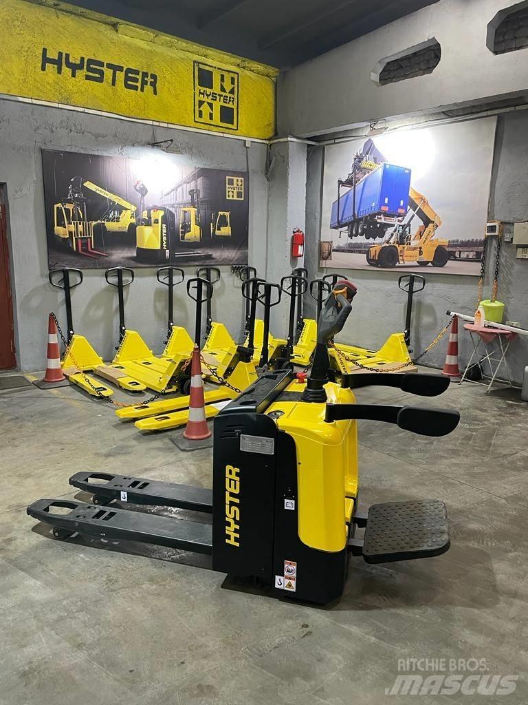 Hyster P2.0UTS Žemų aukščių keltuvai su platforma