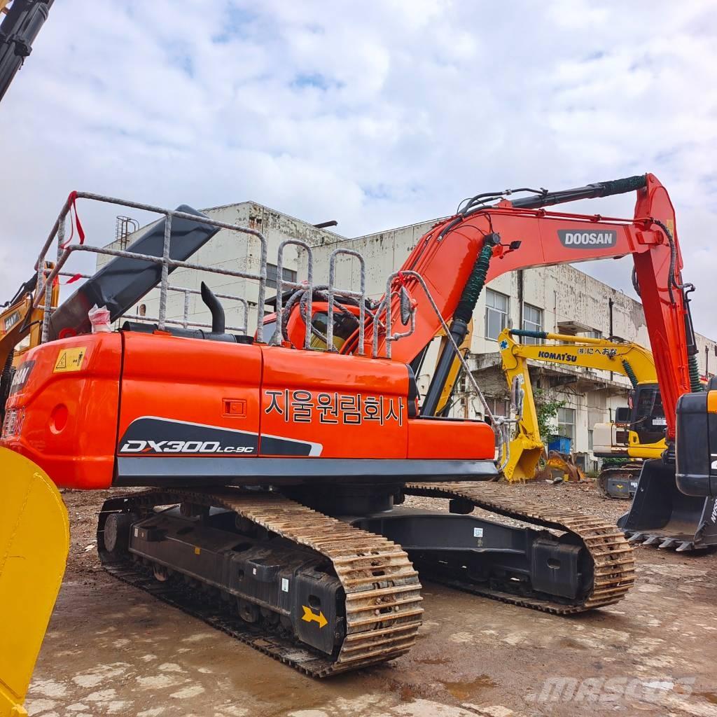 Doosan DX 300LC-9C Vikšriniai ekskavatoriai