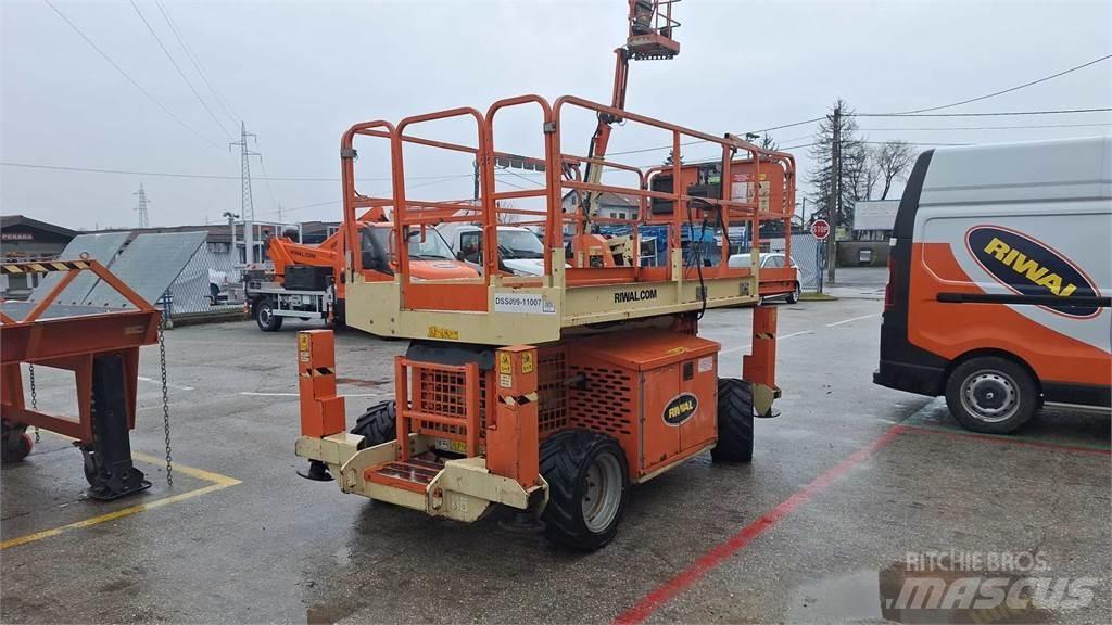 JLG 260MRT B Žirkliniai keltuvai