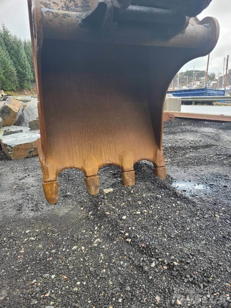 Volvo EC 240 Vikšriniai ekskavatoriai