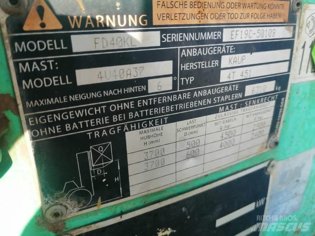 Mitsubishi FD40 Dyzeliniai krautuvai