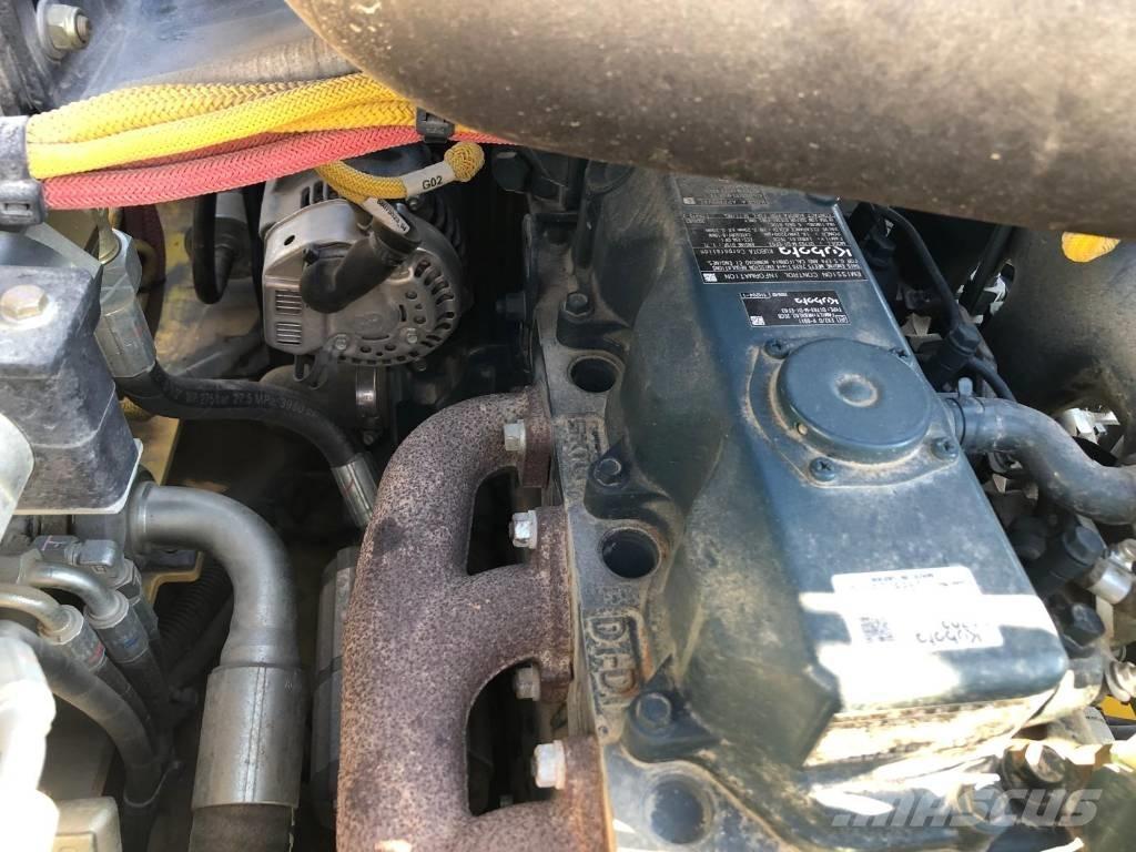 Bomag BW 120 AD-5 Porinių būgnų volai