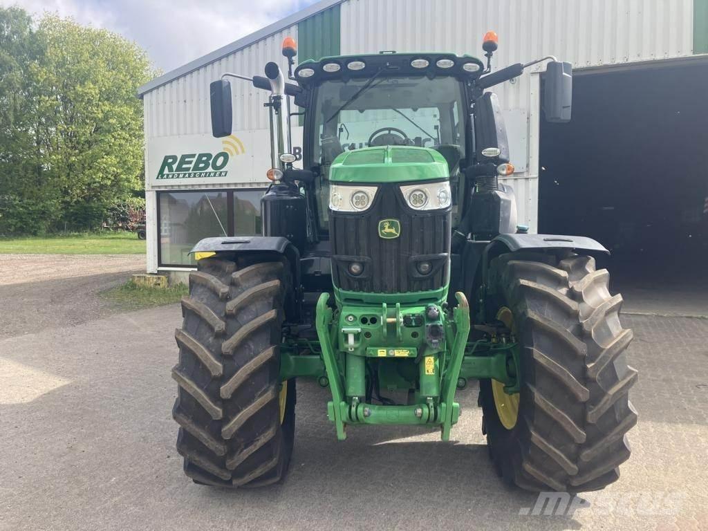John Deere 6250R Traktoriai