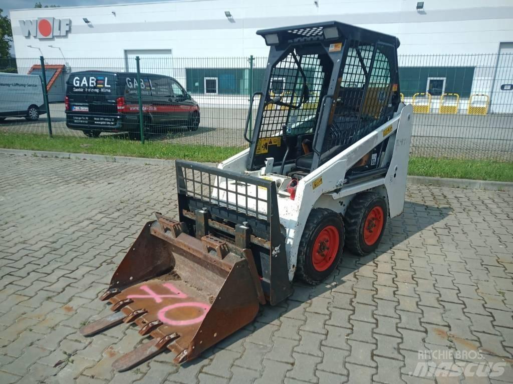 Bobcat S 70 Krautuvai su šoniniu pasukimu