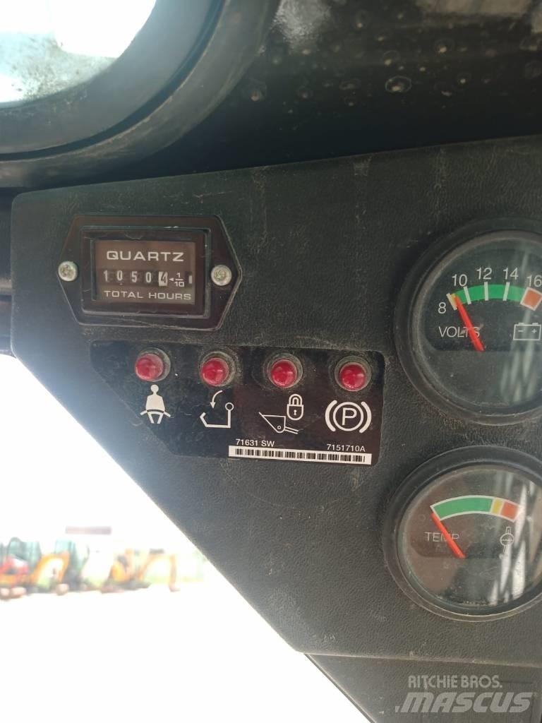 Bobcat S 70 Krautuvai su šoniniu pasukimu
