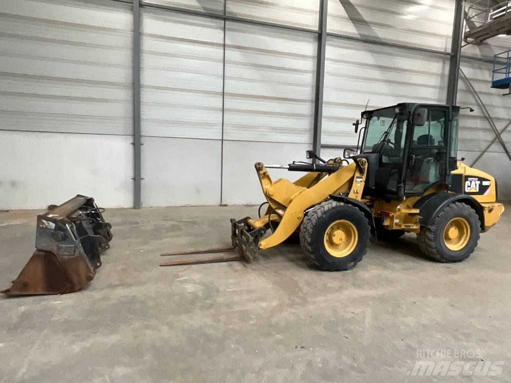 CAT 908 H Naudoti ratiniai krautuvai