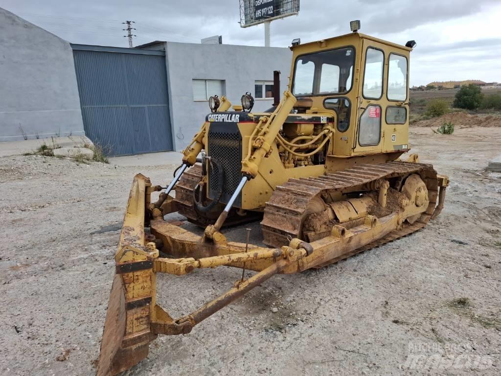 CAT D 4 D Vikšriniai buldozeriai