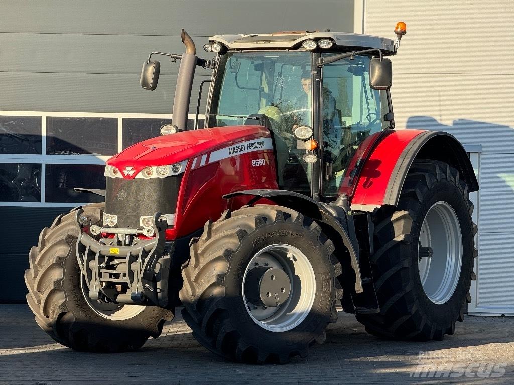 Massey Ferguson 8660 Traktoriai