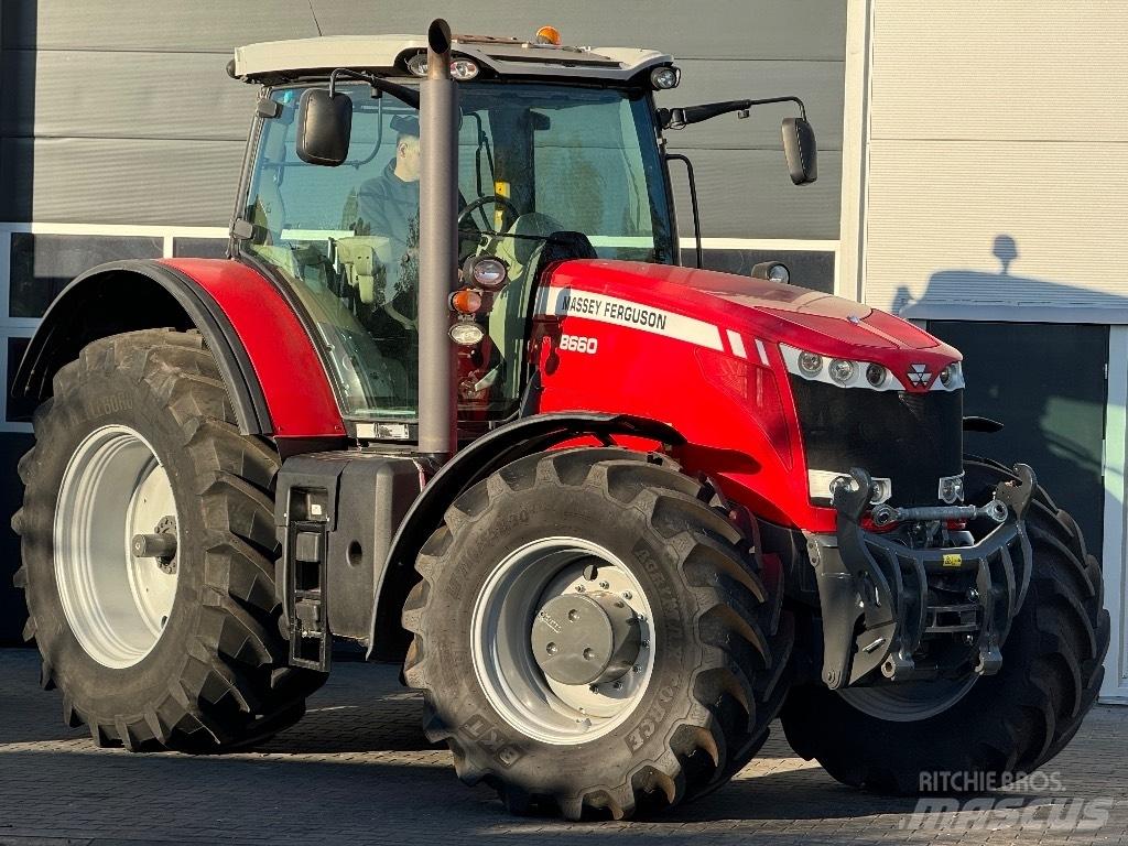 Massey Ferguson 8660 Traktoriai