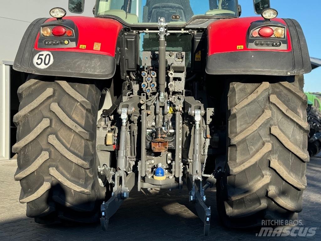 Massey Ferguson 8660 Traktoriai