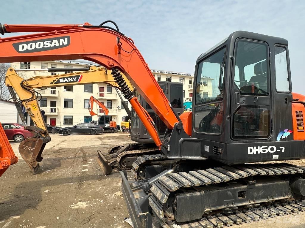 Doosan DH 60 Mini ekskavatoriai < 7 t