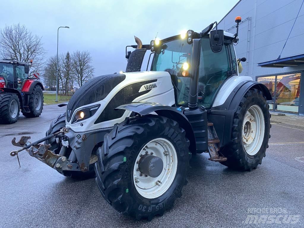 Valtra T 254 V Traktoriai