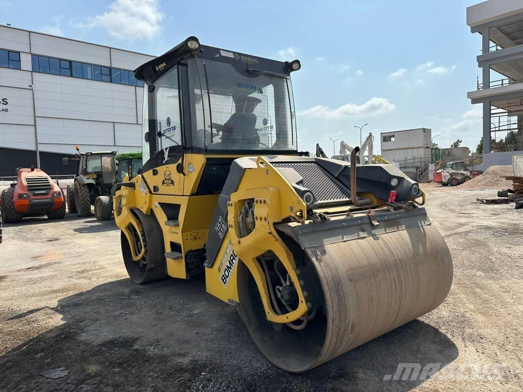 Bomag BW 154 AD-5 Porinių būgnų volai