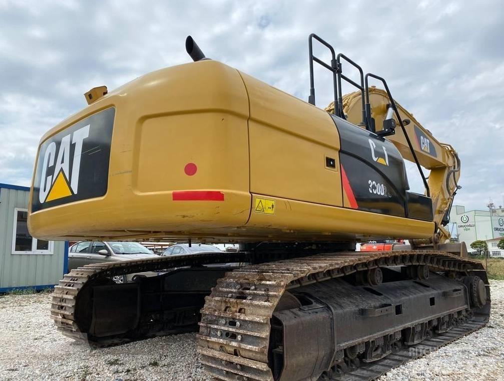 CAT 330D2L Vikšriniai ekskavatoriai
