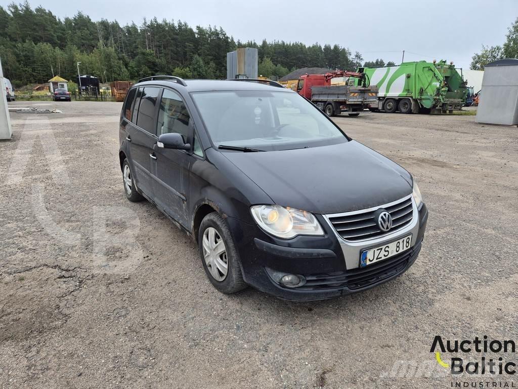 Volkswagen Touran Lengvieji automobiliai