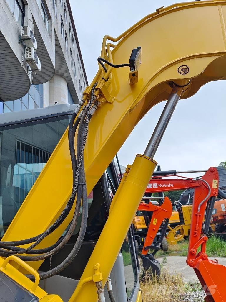 Komatsu PC 78 US Vikšriniai ekskavatoriai