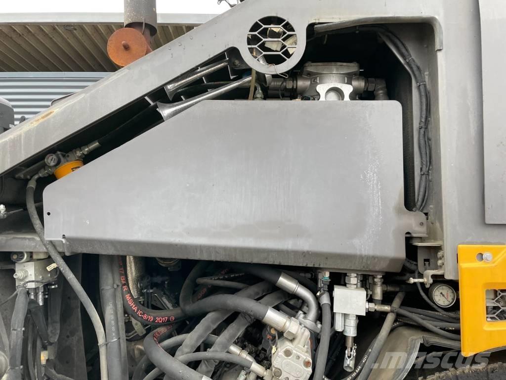 Volvo P6870 ABG Asfalto klotuvai