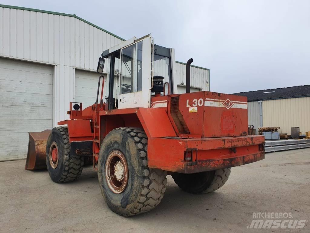 O&K L 30 Naudoti ratiniai krautuvai