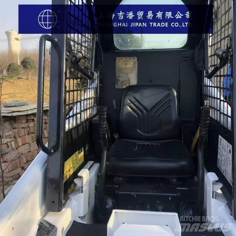 Bobcat S 70 Krautuvai su šoniniu pasukimu