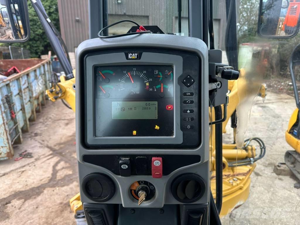 CAT 150 Greideriai
