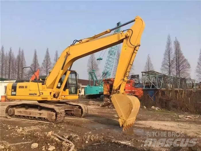 Komatsu PC 200-7 Vikšriniai ekskavatoriai