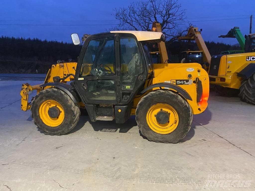 JCB 541-70 Teleskopiniai krautuvai žemės ūkiui