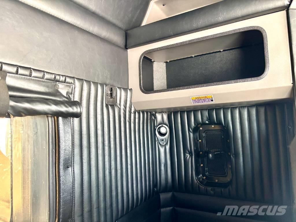 Kenworth W 900 Naudoti vilkikai