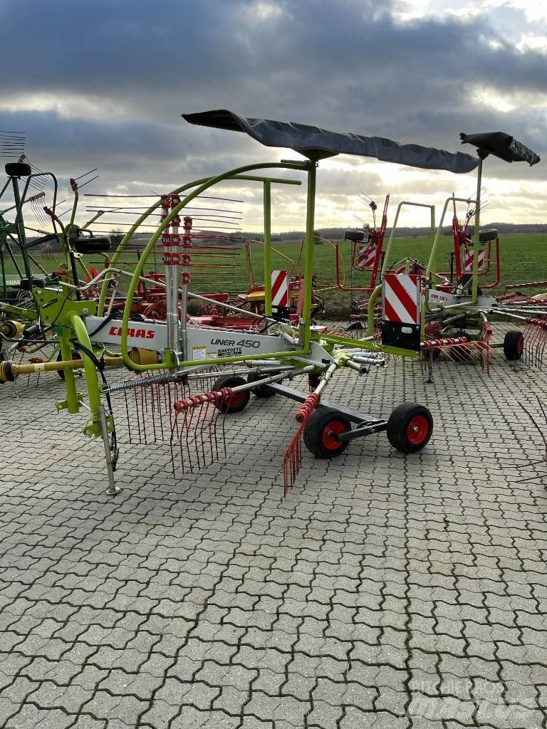 CLAAS Liner 450 Šieno grėbliai ir vartytuvai