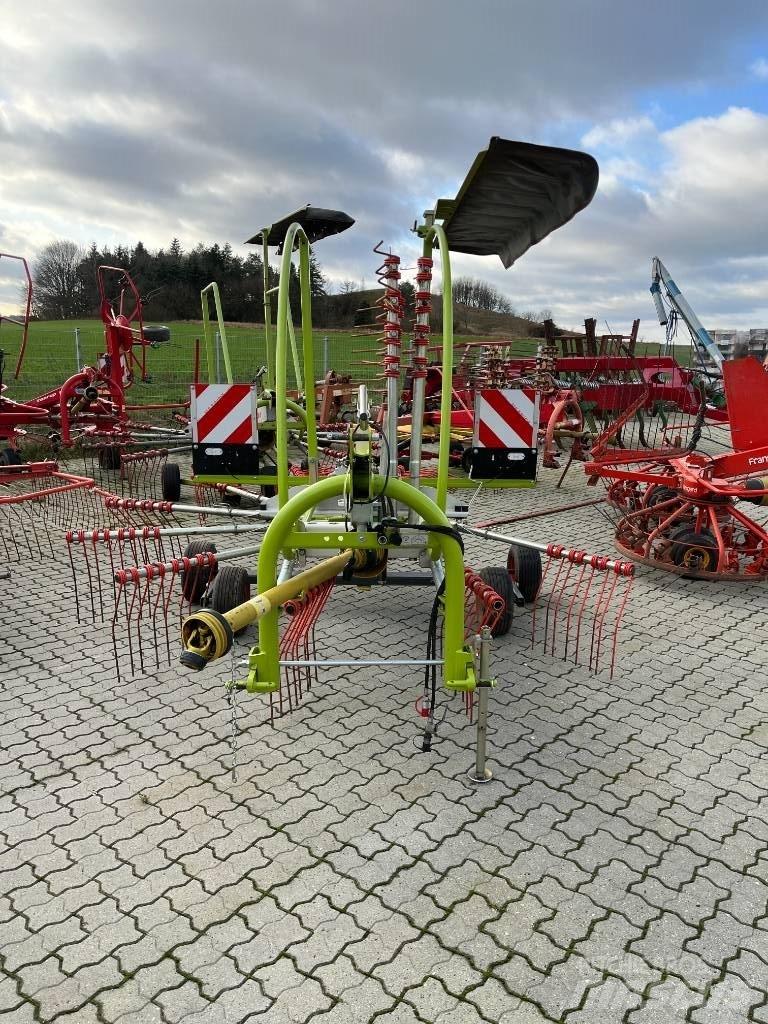 CLAAS Liner 450 Šieno grėbliai ir vartytuvai