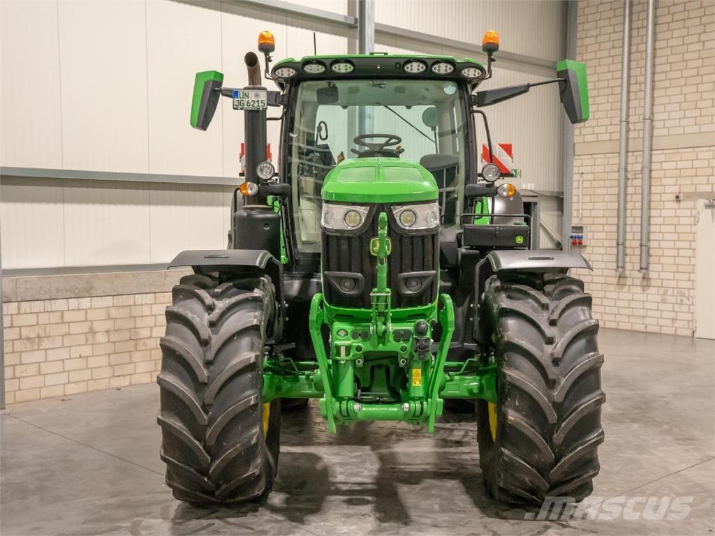 John Deere 6R215 Traktoriai