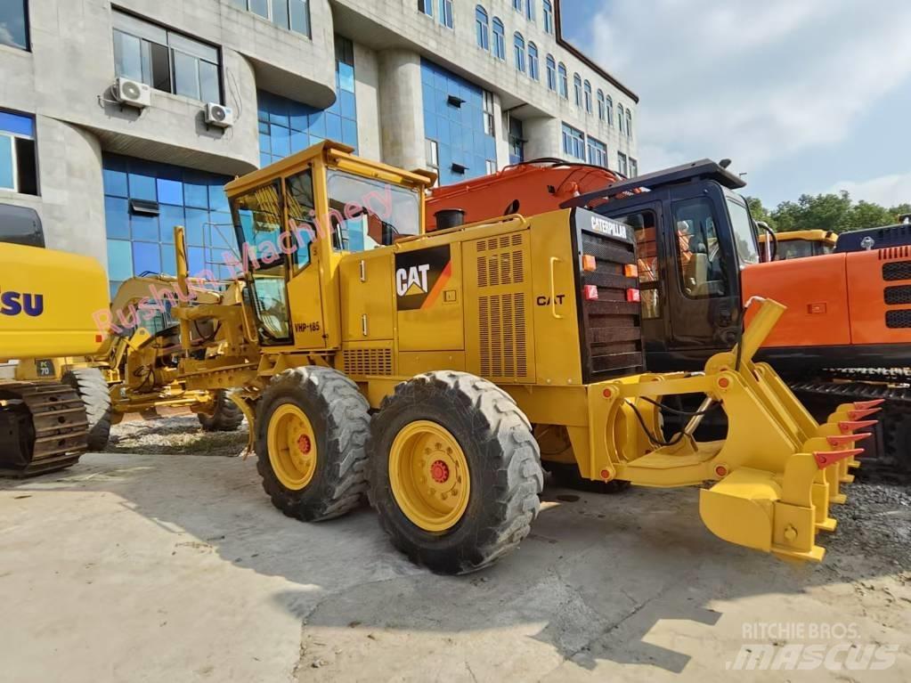 CAT 140 H Greideriai