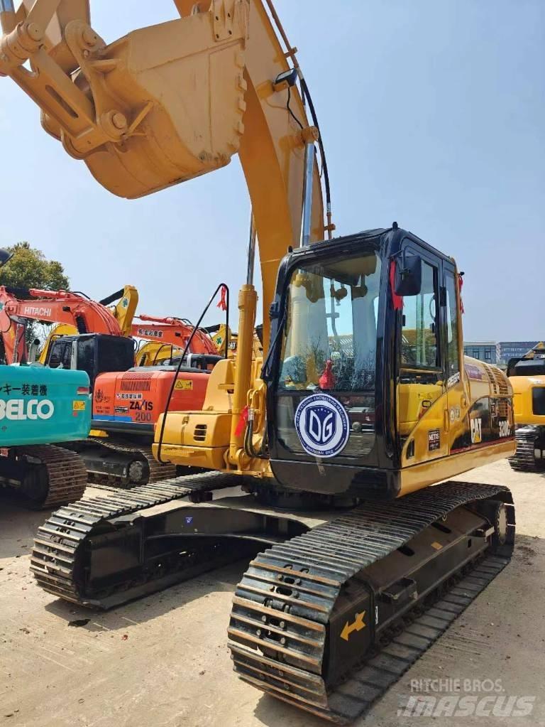CAT CAT320C Vidutinės galios ekskavatoriai 7-12 t