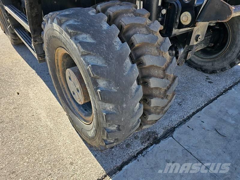 CAT M 320F Ratiniai ekskavatoriai