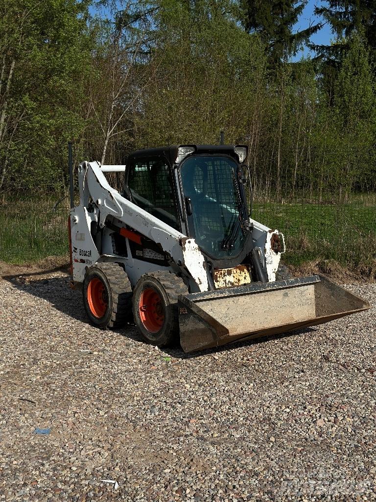 Bobcat S530 Krautuvai su šoniniu pasukimu