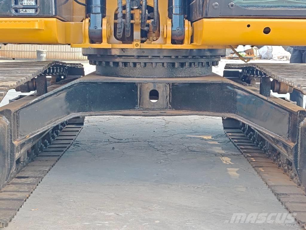 CAT 312D2 Vidutinės galios ekskavatoriai 7-12 t