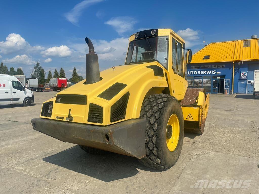 Bomag BW213 DH-4 Vieno būgno volai