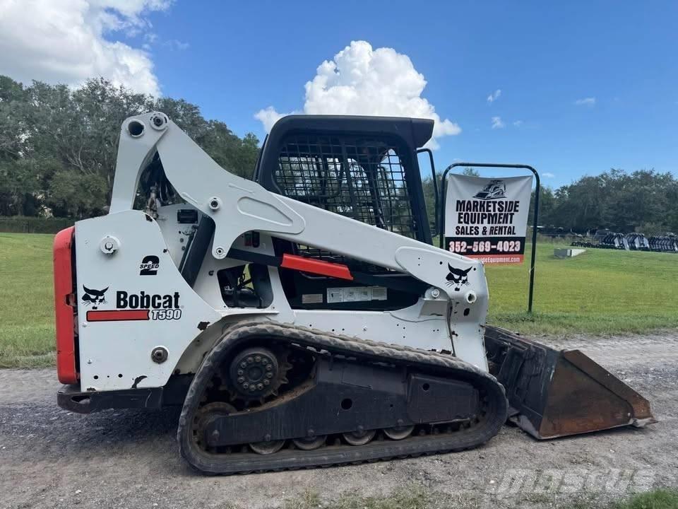 Bobcat T 590 Krautuvai su šoniniu pasukimu